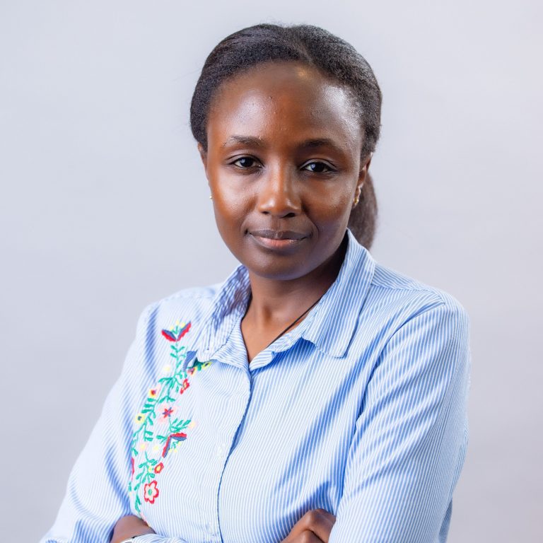 portrait of Maureen Kaihu